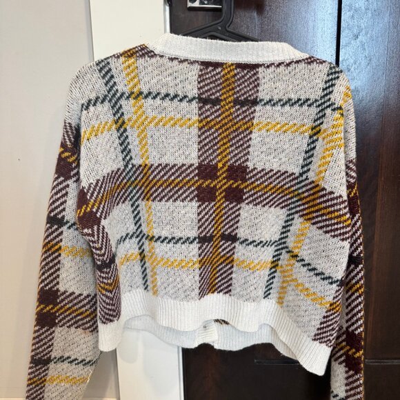 Fashion Nova Plaid It Out Cardigain in Ivory Combo - Picture 2 of 2